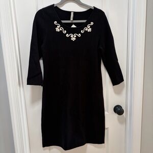 Hanna Andersson Milano Knit Dress NWT Women’s size Medium Black White Appliqué